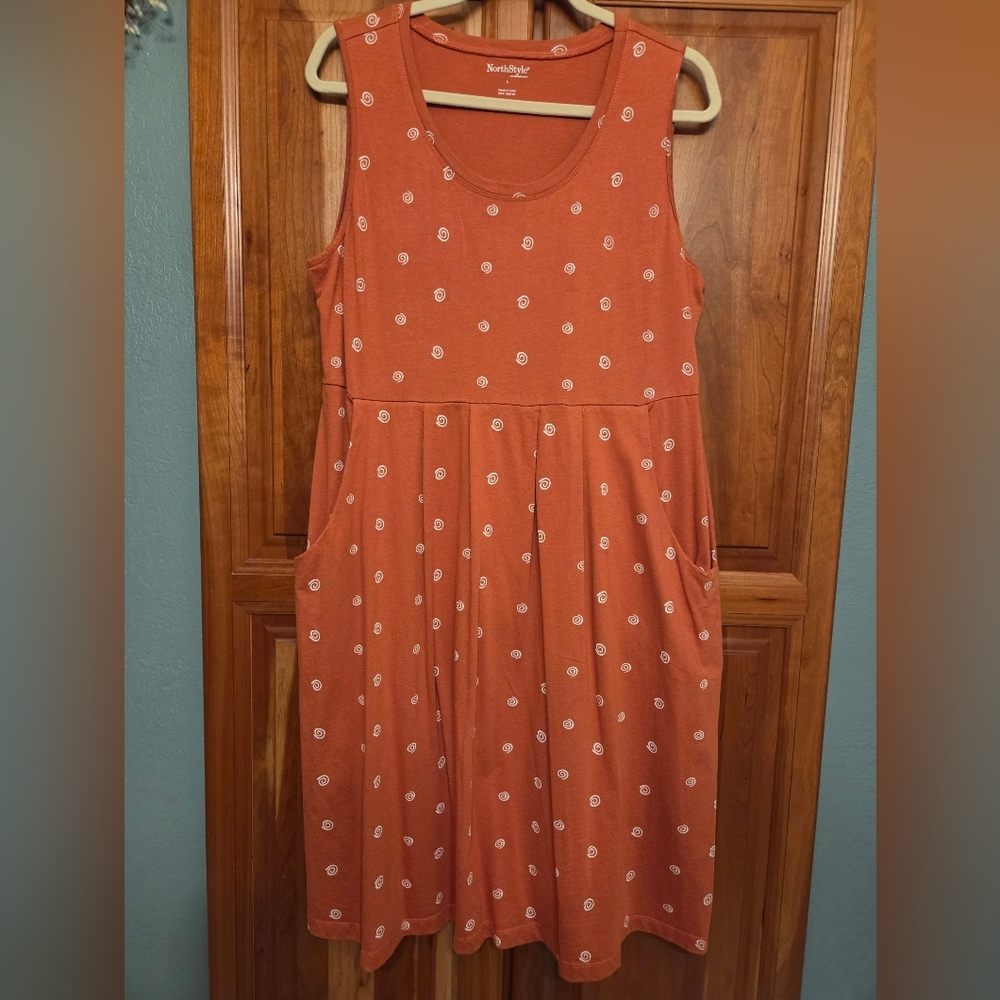 NorthStyle Rust Dress with White Swirls